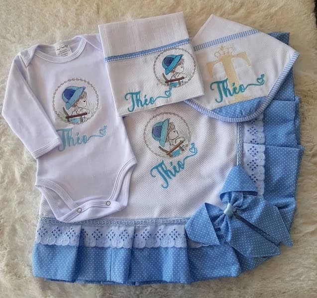 Primeiro Olhar — Kit Manta, Body e Fraldinhas